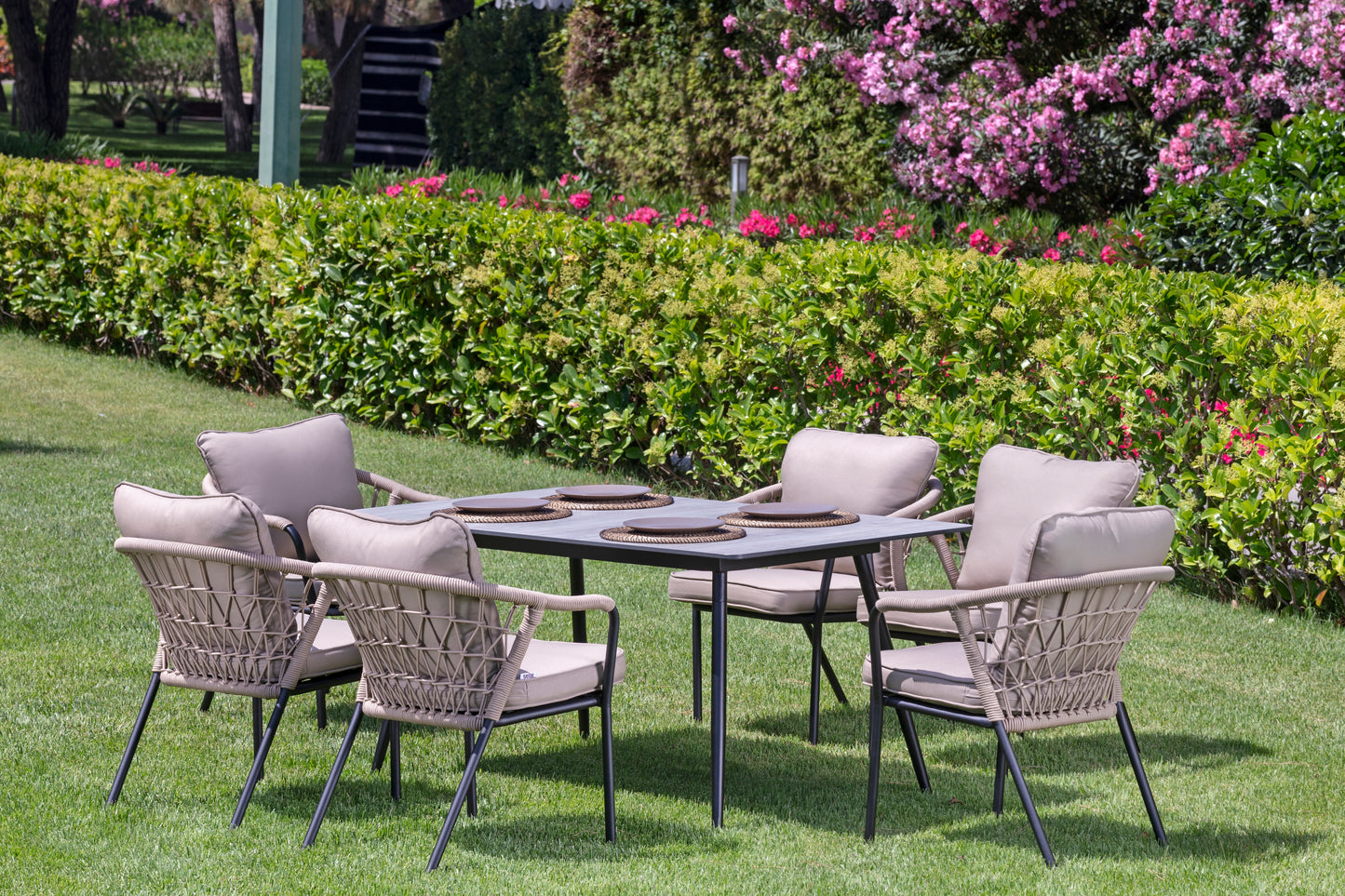 ST MESS BAHÇE MASA TAKIMI